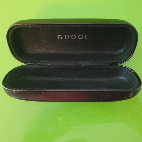 Gucci sunglasses case - Picture 2 of 2